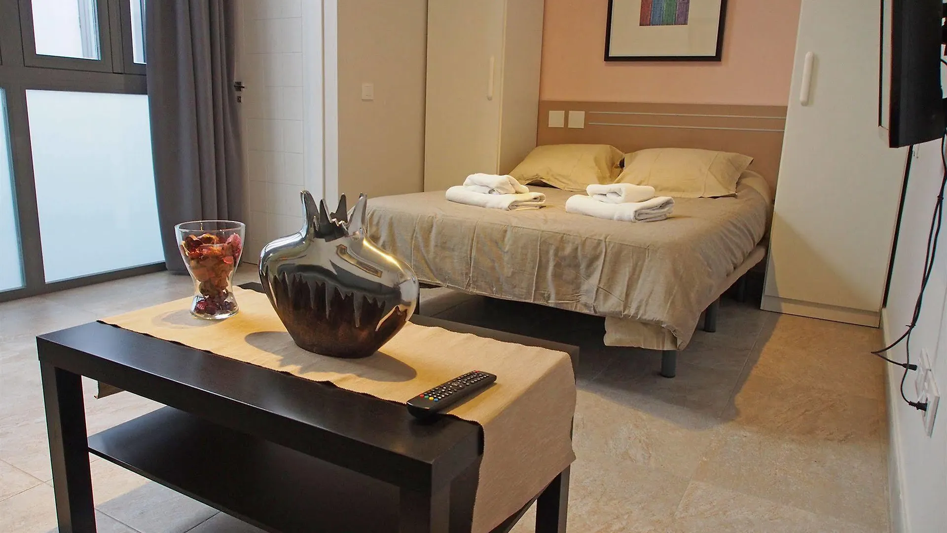 Urban Malaga Apartments 0*,